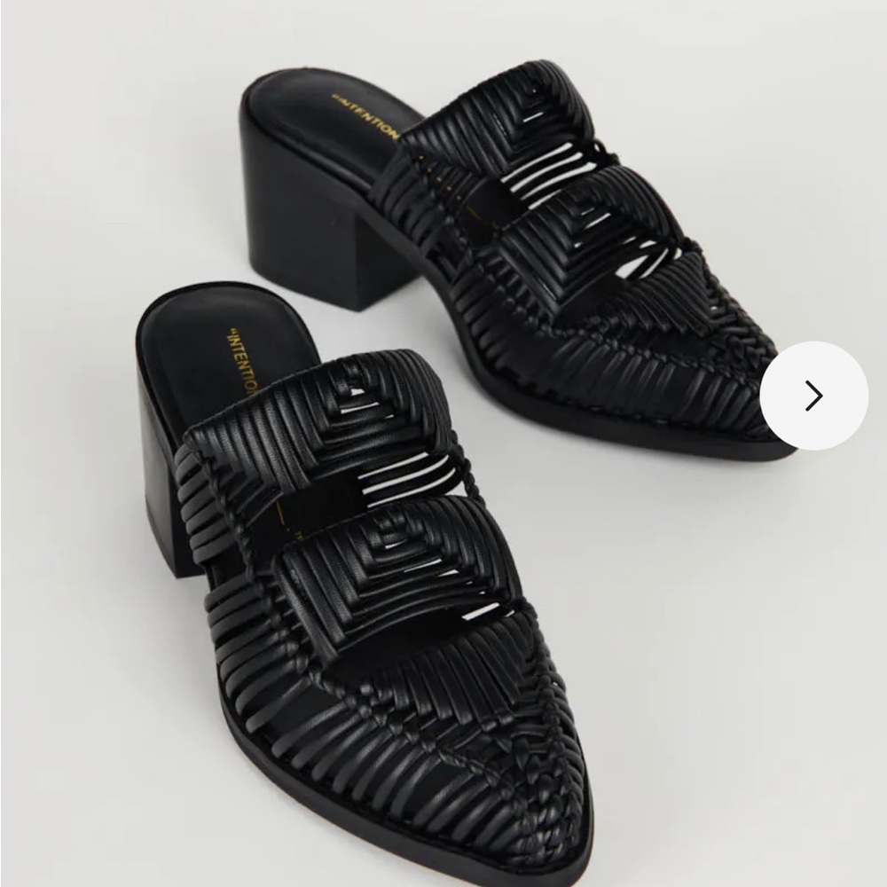 Intentionally _______ (blank) woven mule